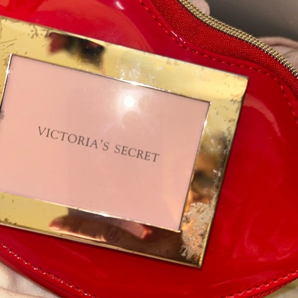 FREE!!* VICTORIAS SECRET lil silver frame